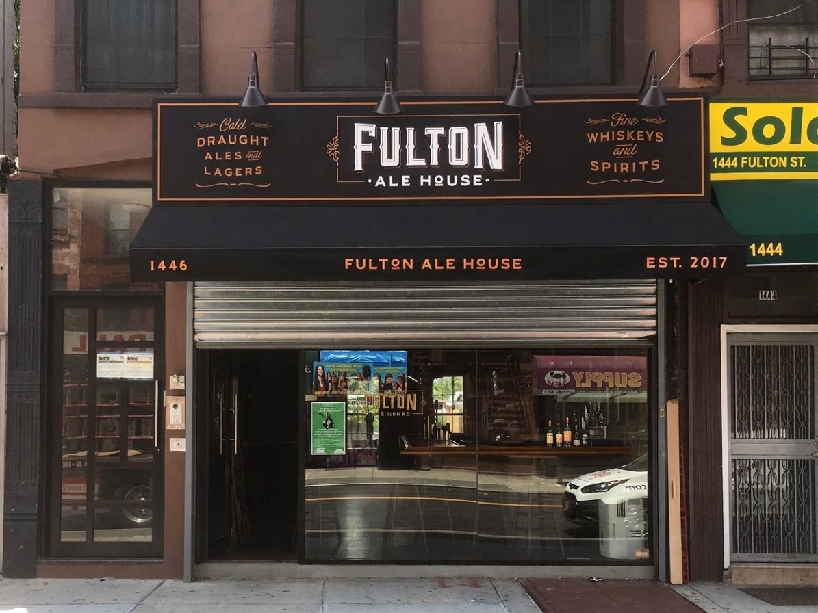 Bar & Restaurant Complete Storefront