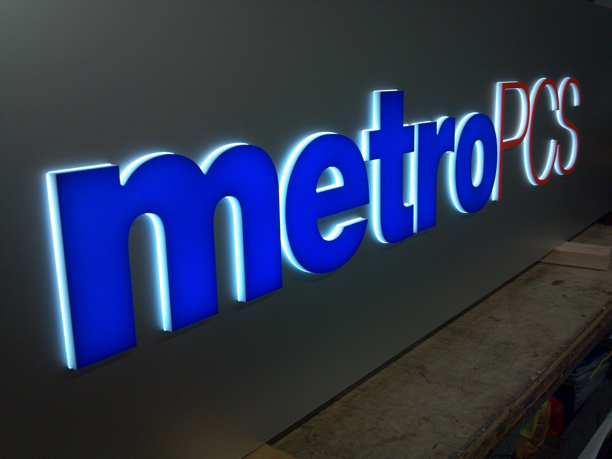 MetroPCS Illuminated Channel Letters